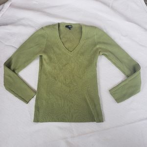 Ana green v-neck sweater